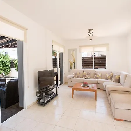 Villa The Ultimate 5 Star Holiday In With Private Pool And Close To The Beach, 1316 *